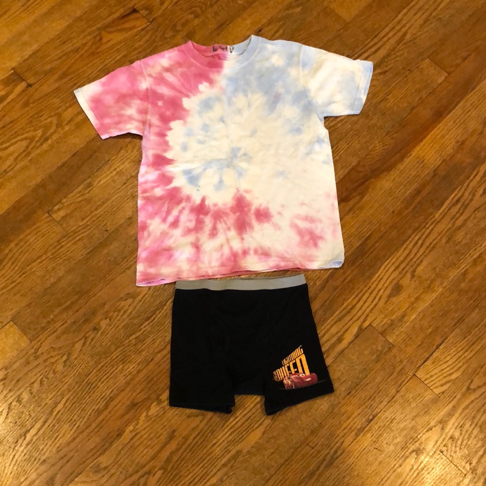 Boys 8 - Picture 1 of 3